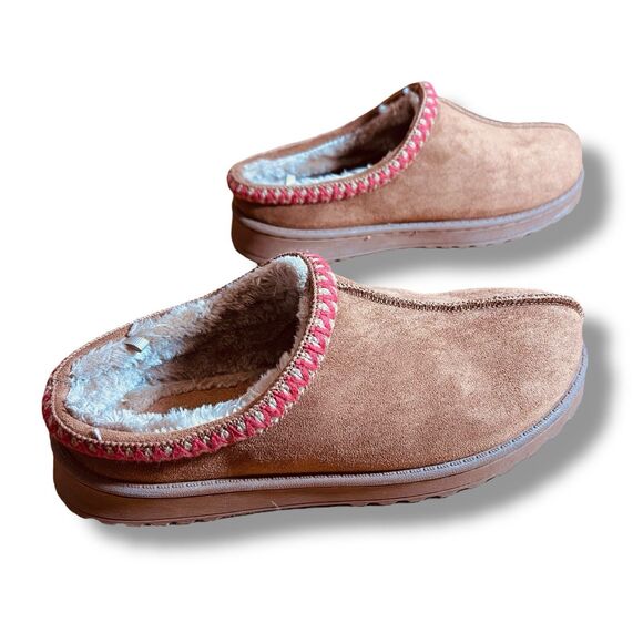 White Mountain‎ Women's Faux Fur SlipOn Clogs 8.5 - Picture 1 of 10